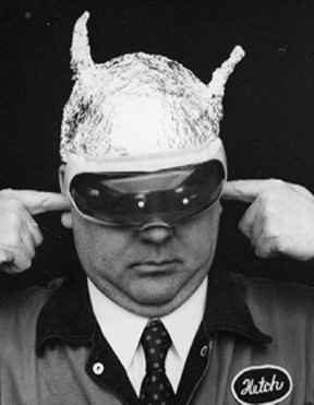 Foil_Helmet_the_optimist